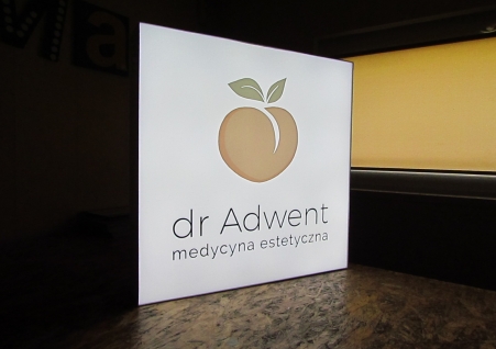 Dr Adwent - kaseton LED z taśmy 3D